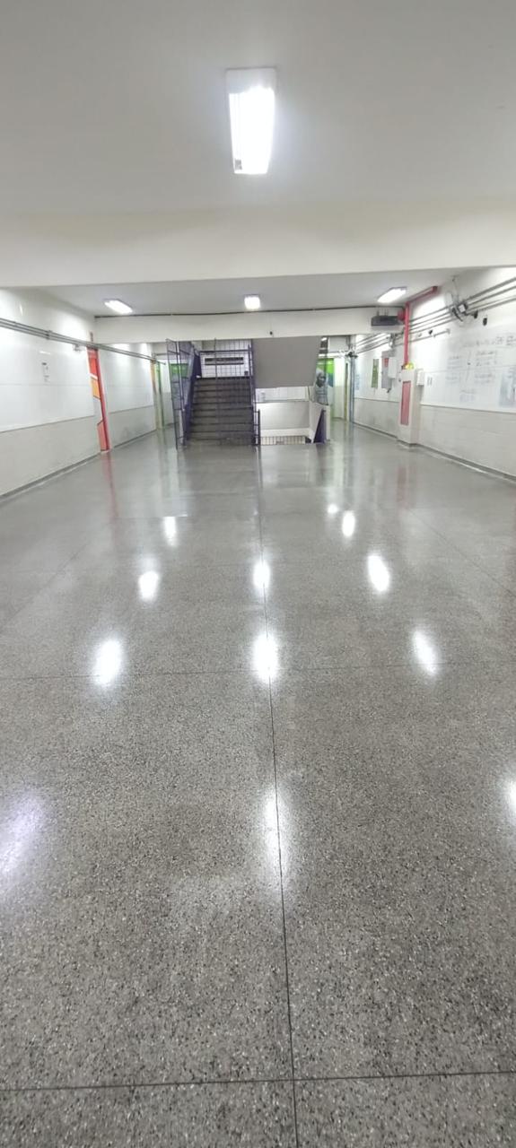 Acompanhamento de canteiro industrial